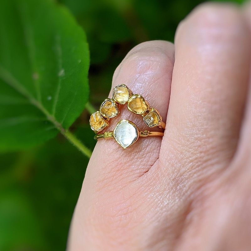 Bague de fiançailles en citrine brute et diamant Herkimer Chevron