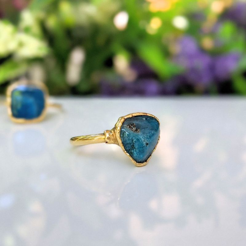 Bague Apatite bleue naturelle