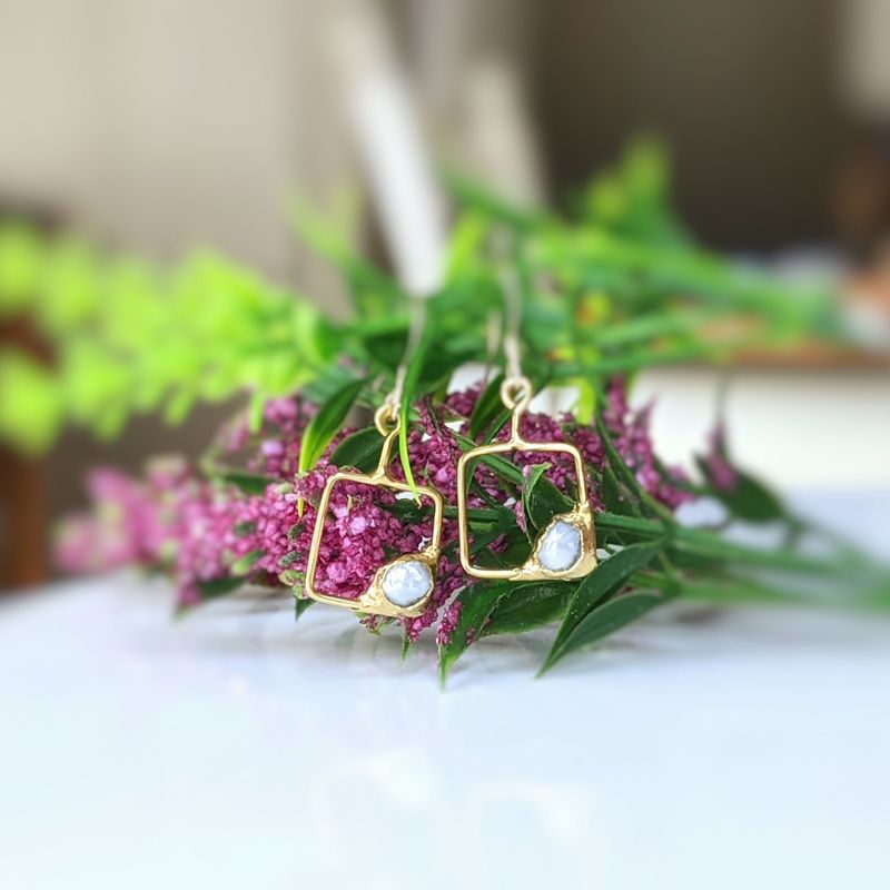 Boucles d'oreilles avec perles Keshi