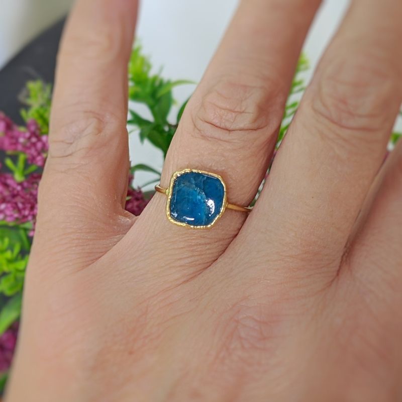Bague Apatite bleue naturelle
