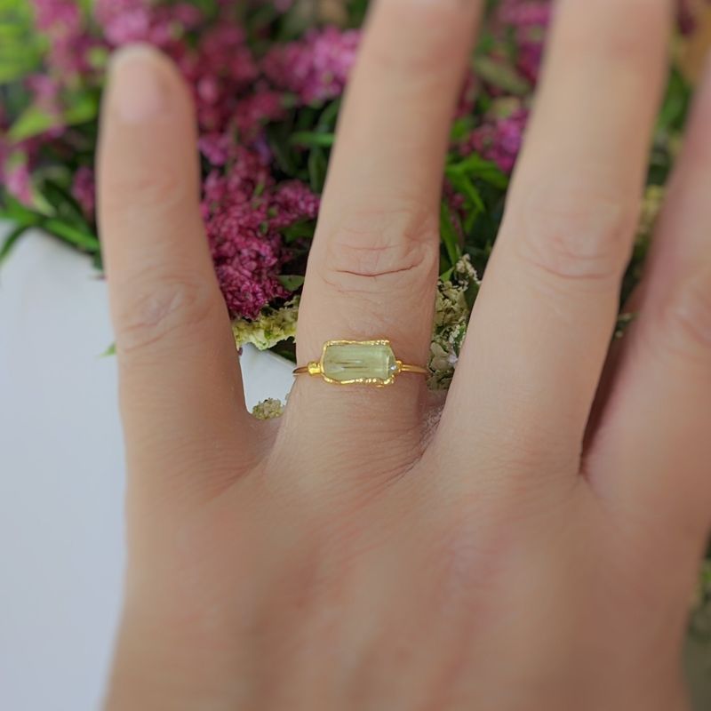 Bague Apatite Jaune Brute