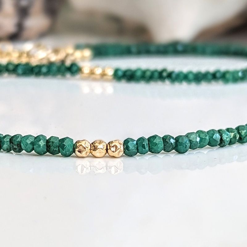 Emerald bead necklace