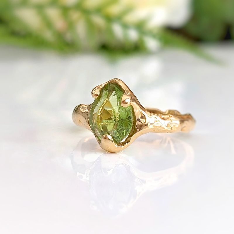 Peridot ring in Solid 14k Gold