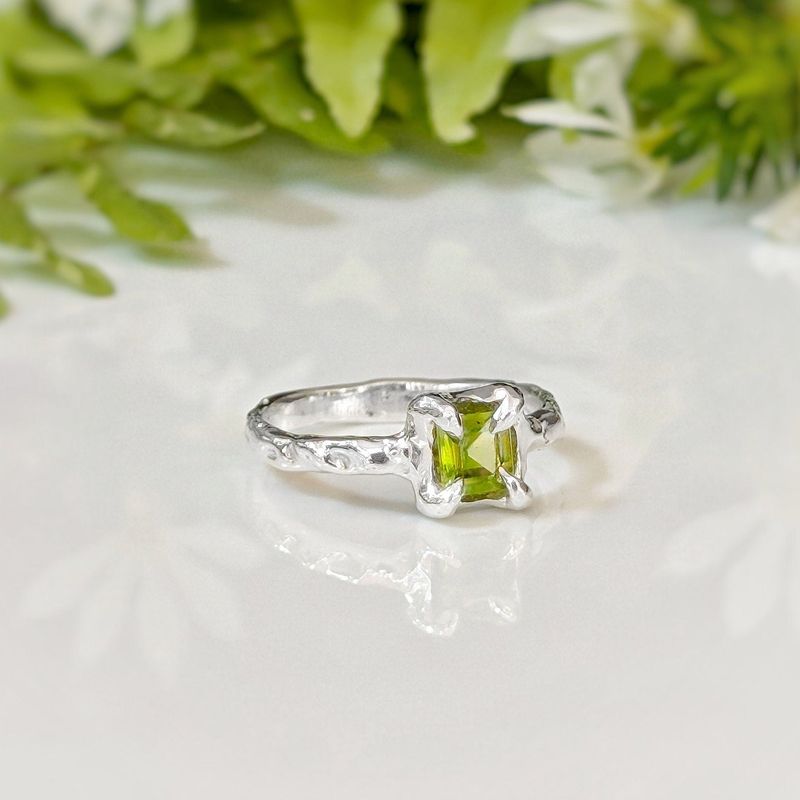 Solid Silver Peridot ring
