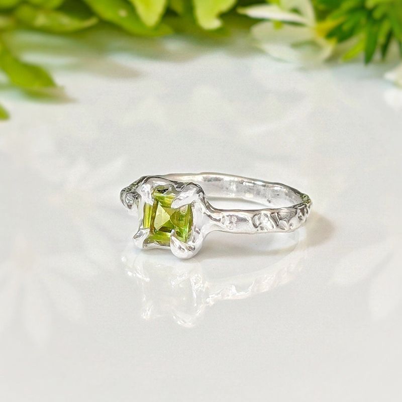 Solid Silver Peridot ring