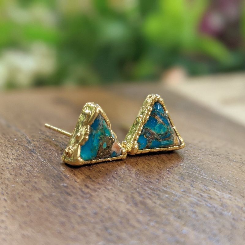 Boucles d'oreilles triangles avec Turquoise cuivrée