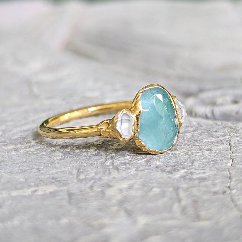Grandidierite and diamond ring in 18k Gold