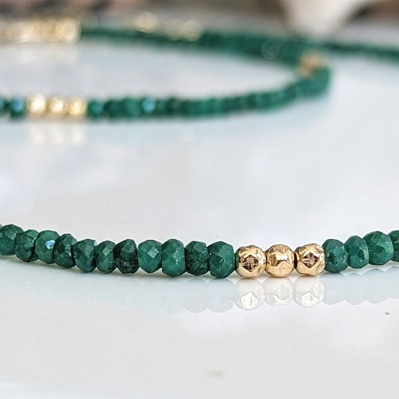 Emerald bead necklace