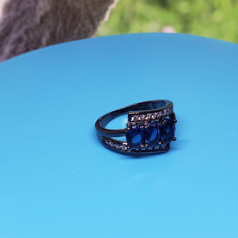 (BAG-025) Bague Élégance en Noir