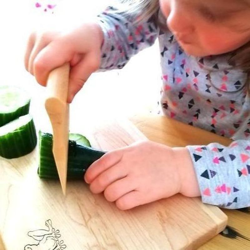 Couteau en bois pour enfant