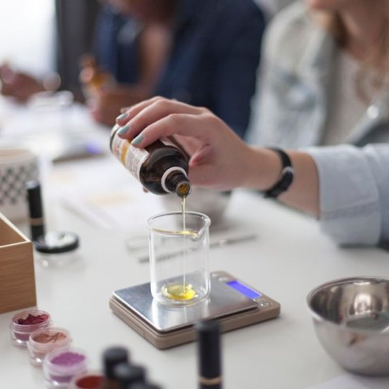 Atelier DIY Crème Visage Sur Mesure - Atelier en ligne et Kit de fabrication peau mixte