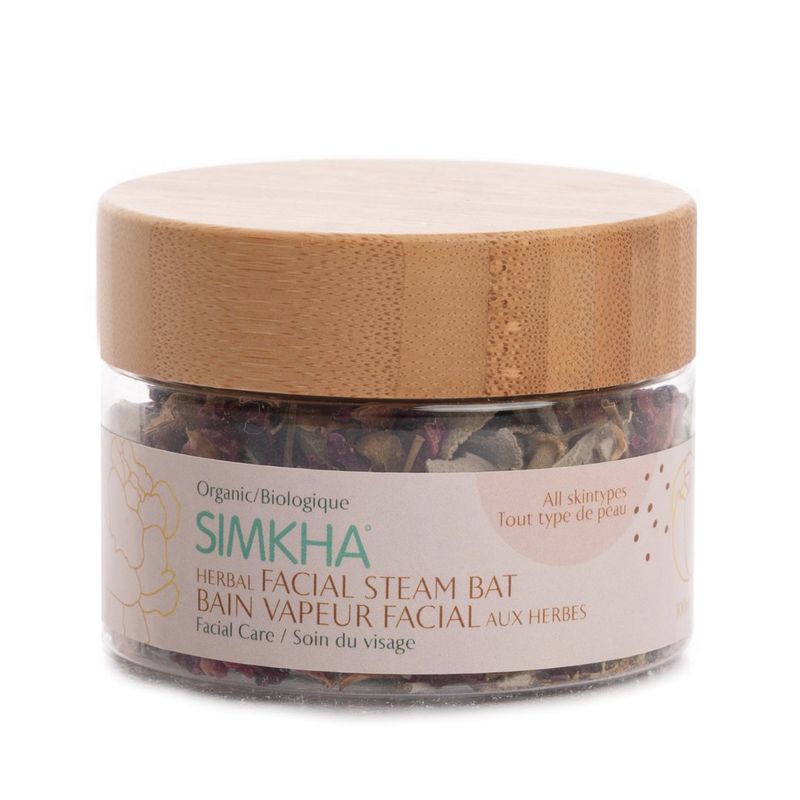 Bain de vapeur facial aux plantes