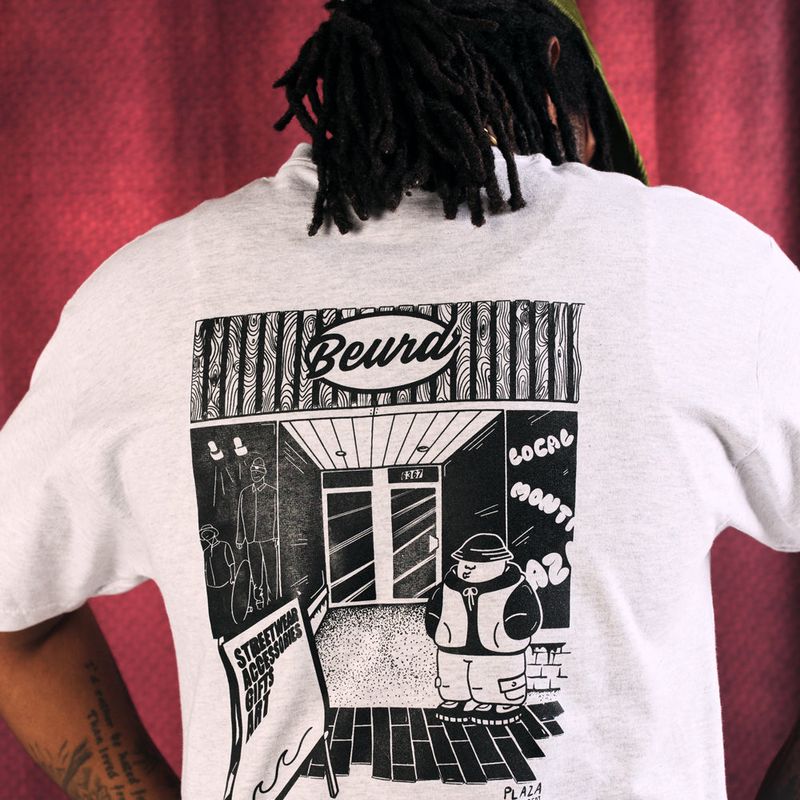 T-shirt Plaza