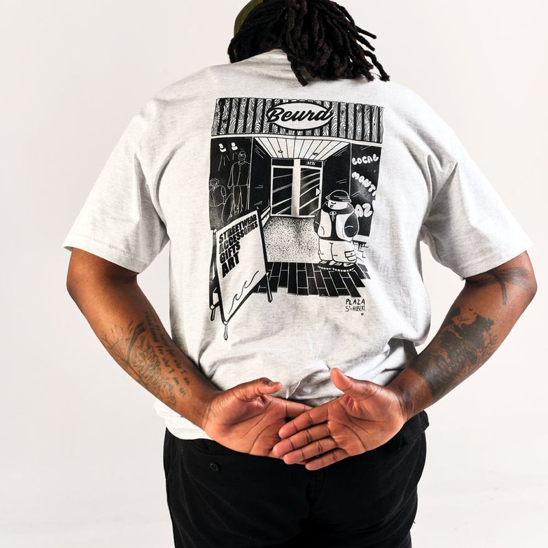 T-shirt Plaza