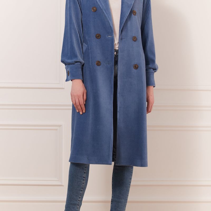 Manteau en velours côtelé à manches bouffantes
