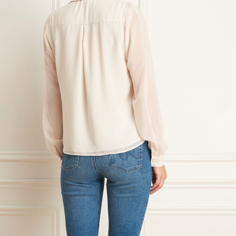 Blouse Chiffon Avec Boutons Et Foulard