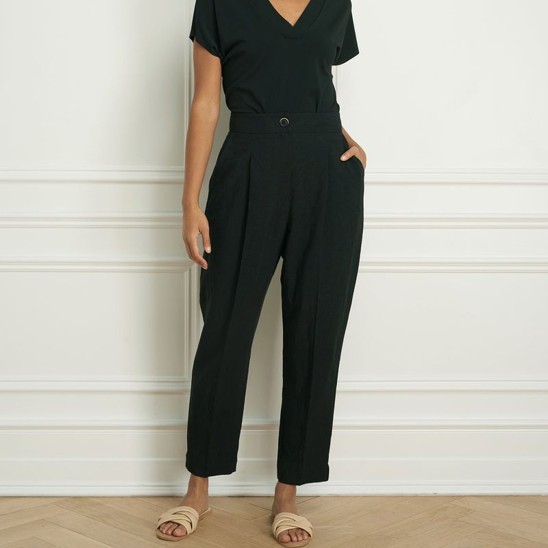 Crop pant wth front pleat