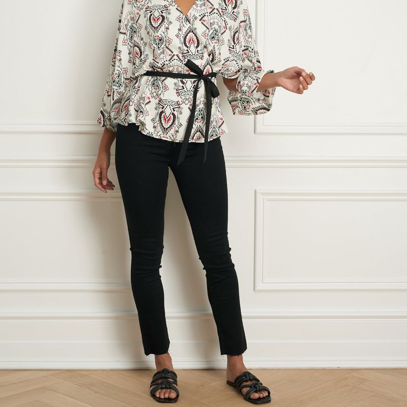 Criss-cross top with kimono sleeve