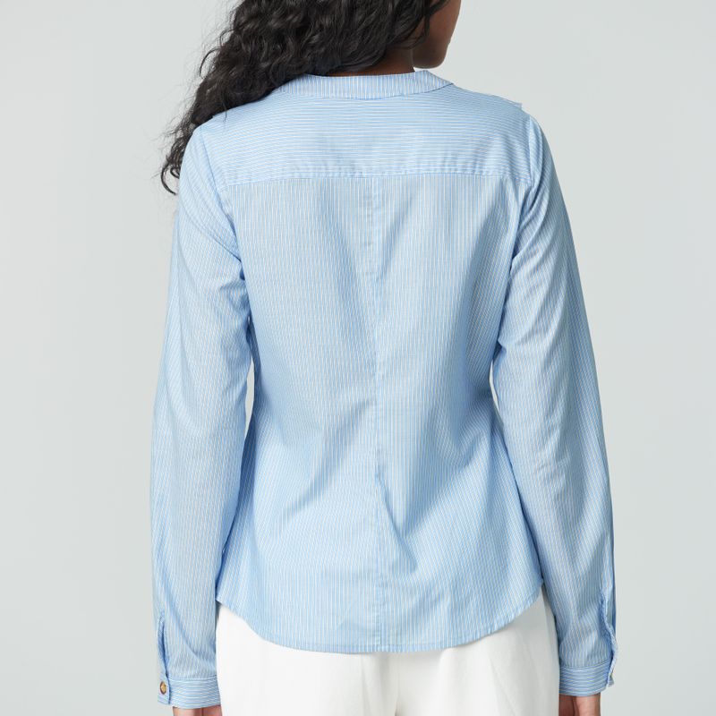 Blouse petits volants devant