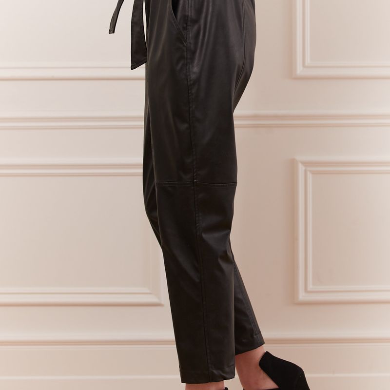Pantalon taille haute faux cuir