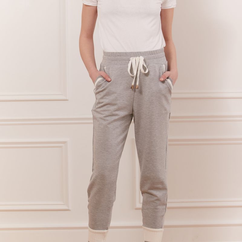 Jogger with rib band