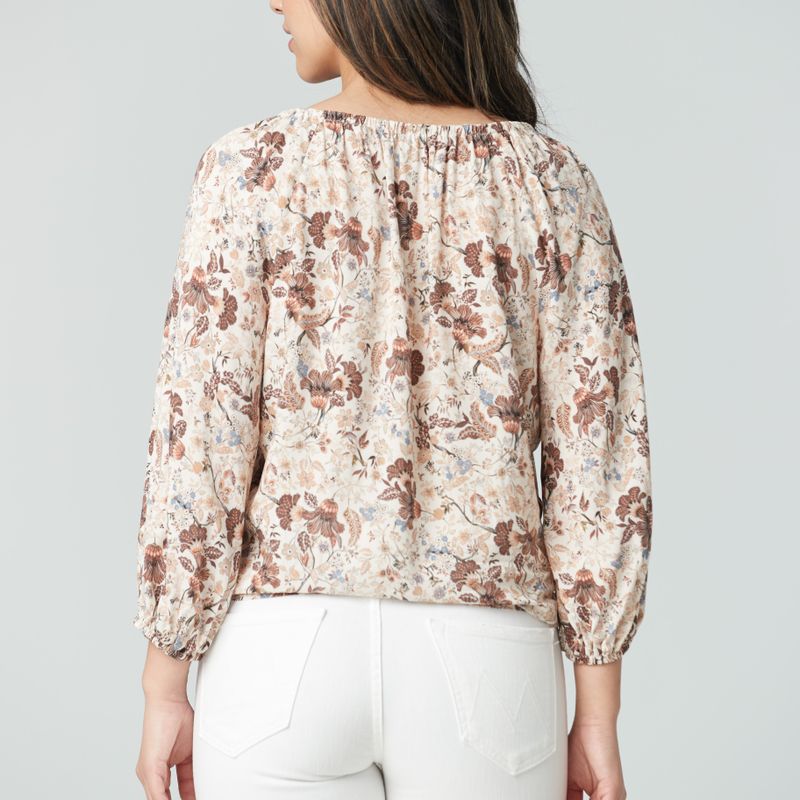 Blouse noeud à l'avant