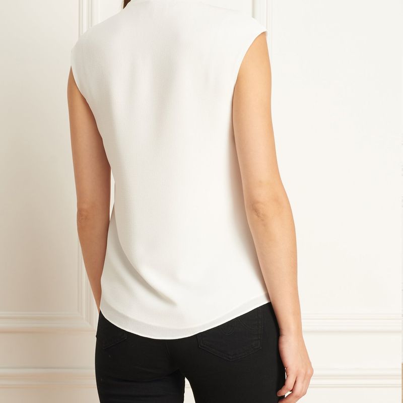 Blouse Sans Manche Avec Foulard Noué