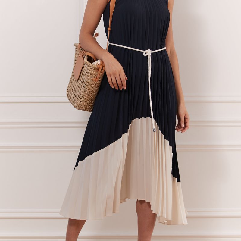 Soft Crinkle Color Block Pleated Dress