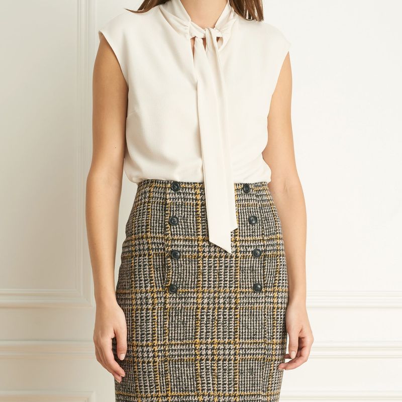 Blouse Sans Manche Avec Foulard Noué