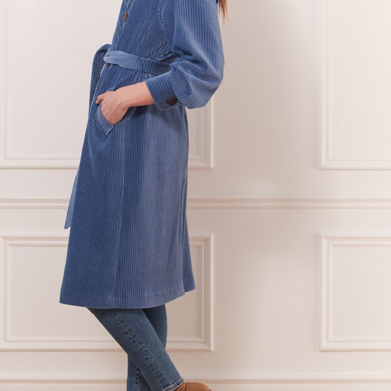 Manteau en velours côtelé à manches bouffantes