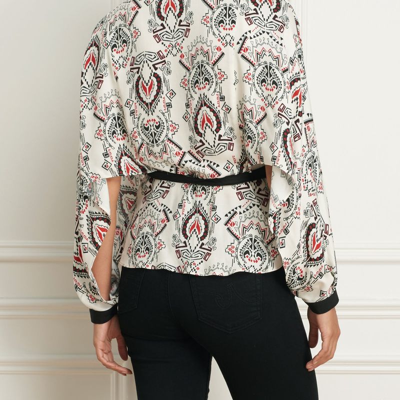 Criss-cross top with kimono sleeve