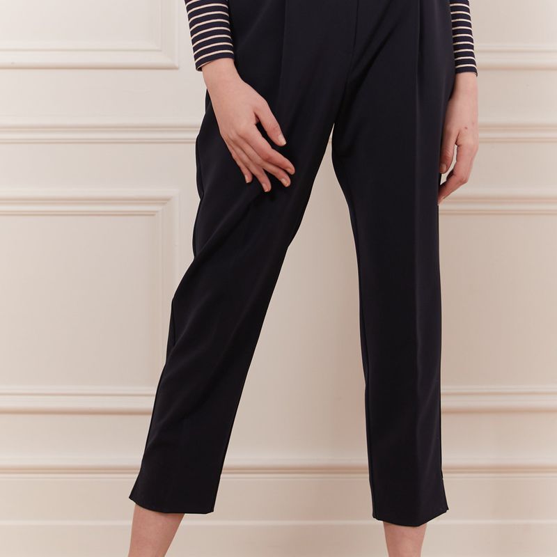 Pantalon court avec plis