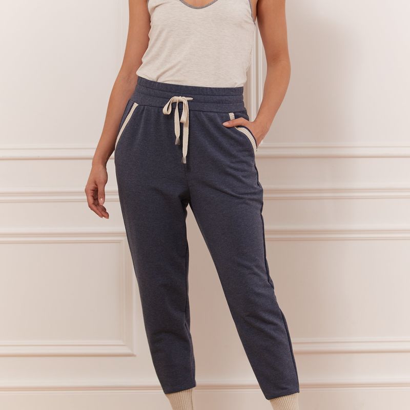 Jogger with rib band