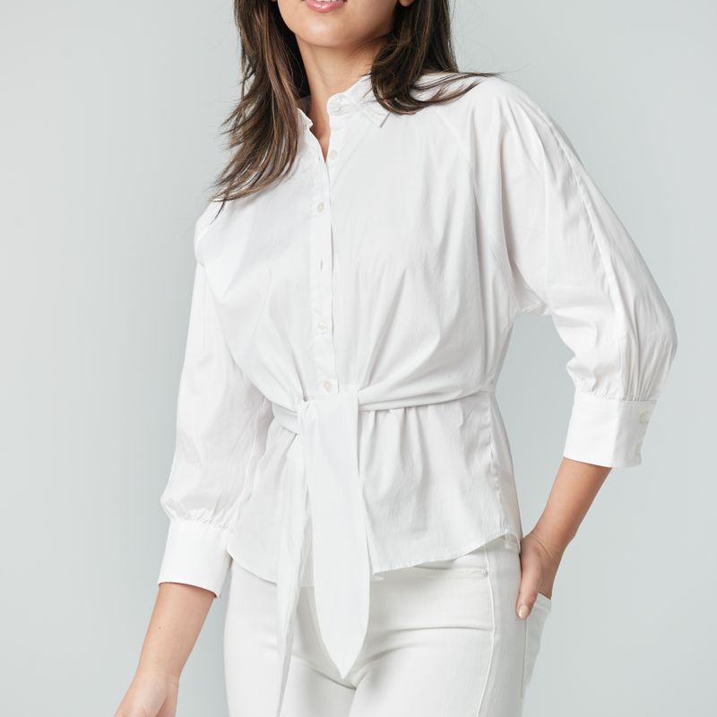 Blouse avec nœud et fentes de côté