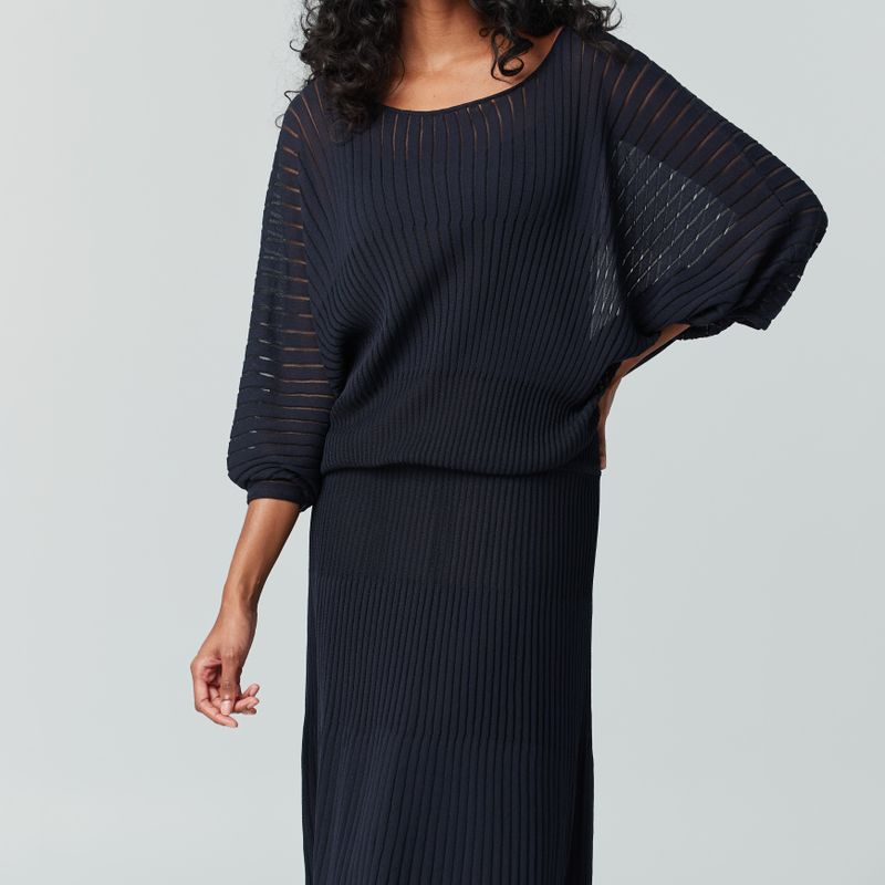 Robe encolure bateau manche large