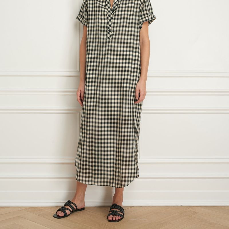 Shirt dress wth rolled sleeve