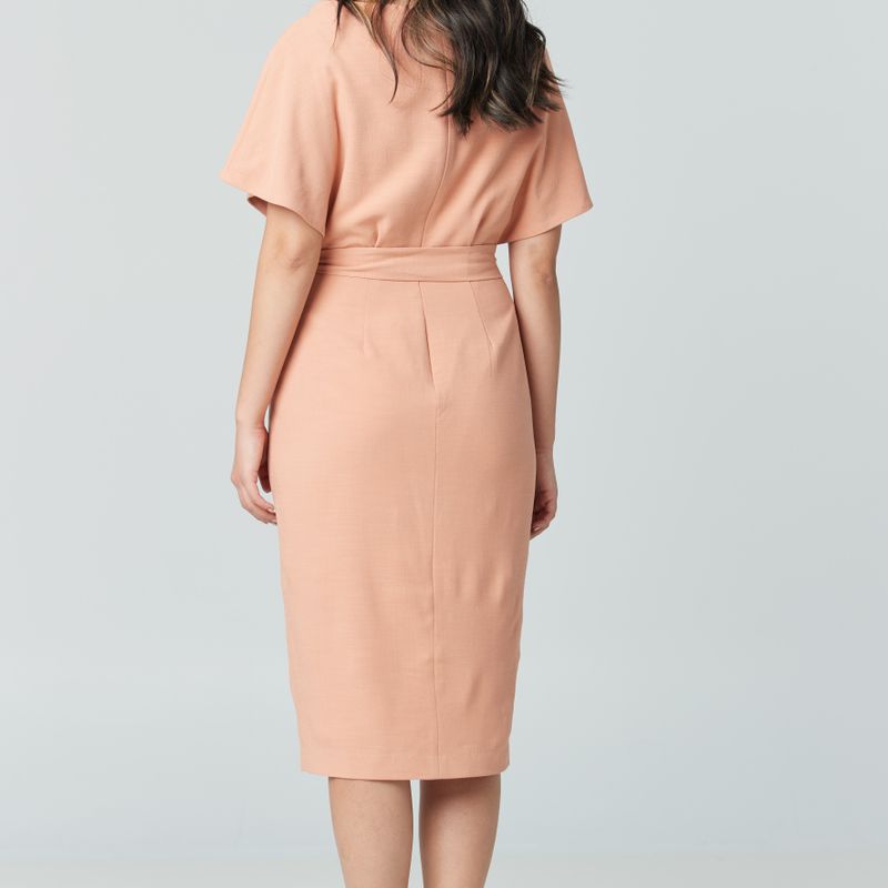 Robe ajustée longueur genoux