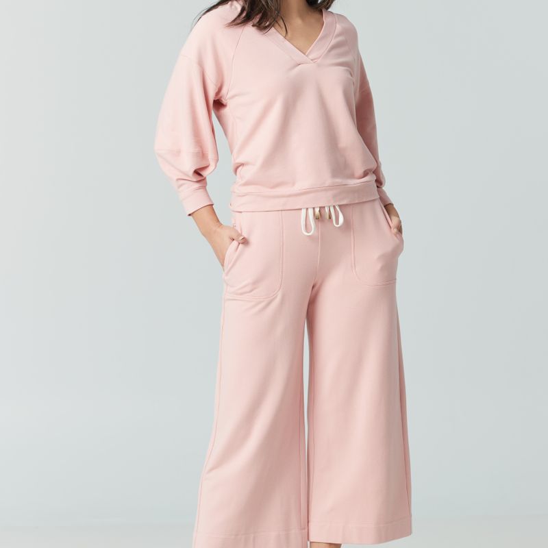 V neck top with lantern sleeve
