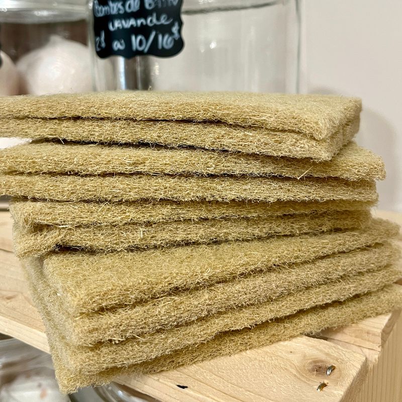 Petites éponges en fibres naturelles