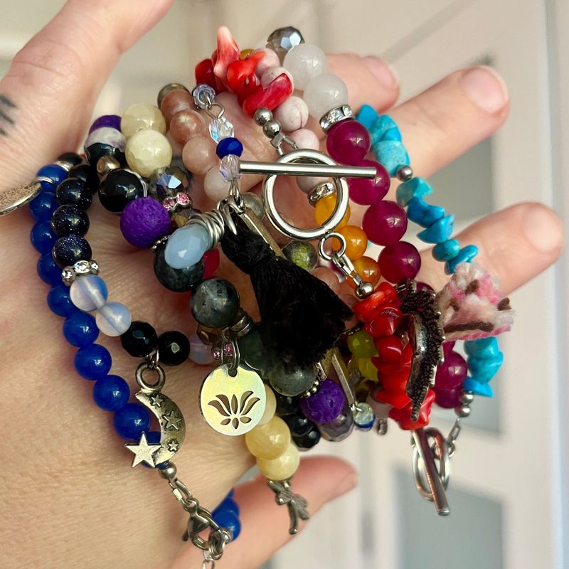 Liquidation: lot de 10 bracelets en pierres semi précieuses - lot #3