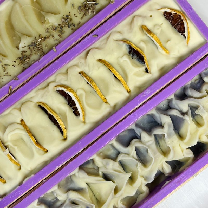 Savon à l'argile brésilienne WHITNEY huile d'avocat et lilas