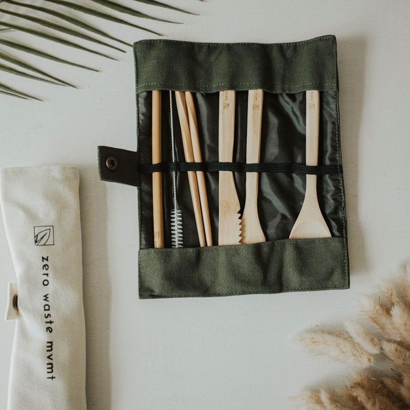 Ensemble d’ustensiles en bambou de voyage avec pochette