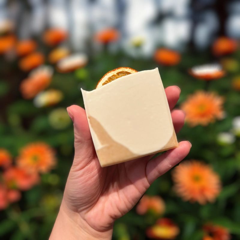 Imparfait: savon au lait de coco ZEHRA jojoba et orange