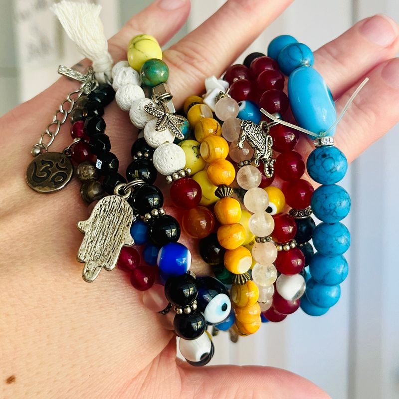 Liquidation: lot de 10 bracelets mala en pierres semi précieuses -  lot #1