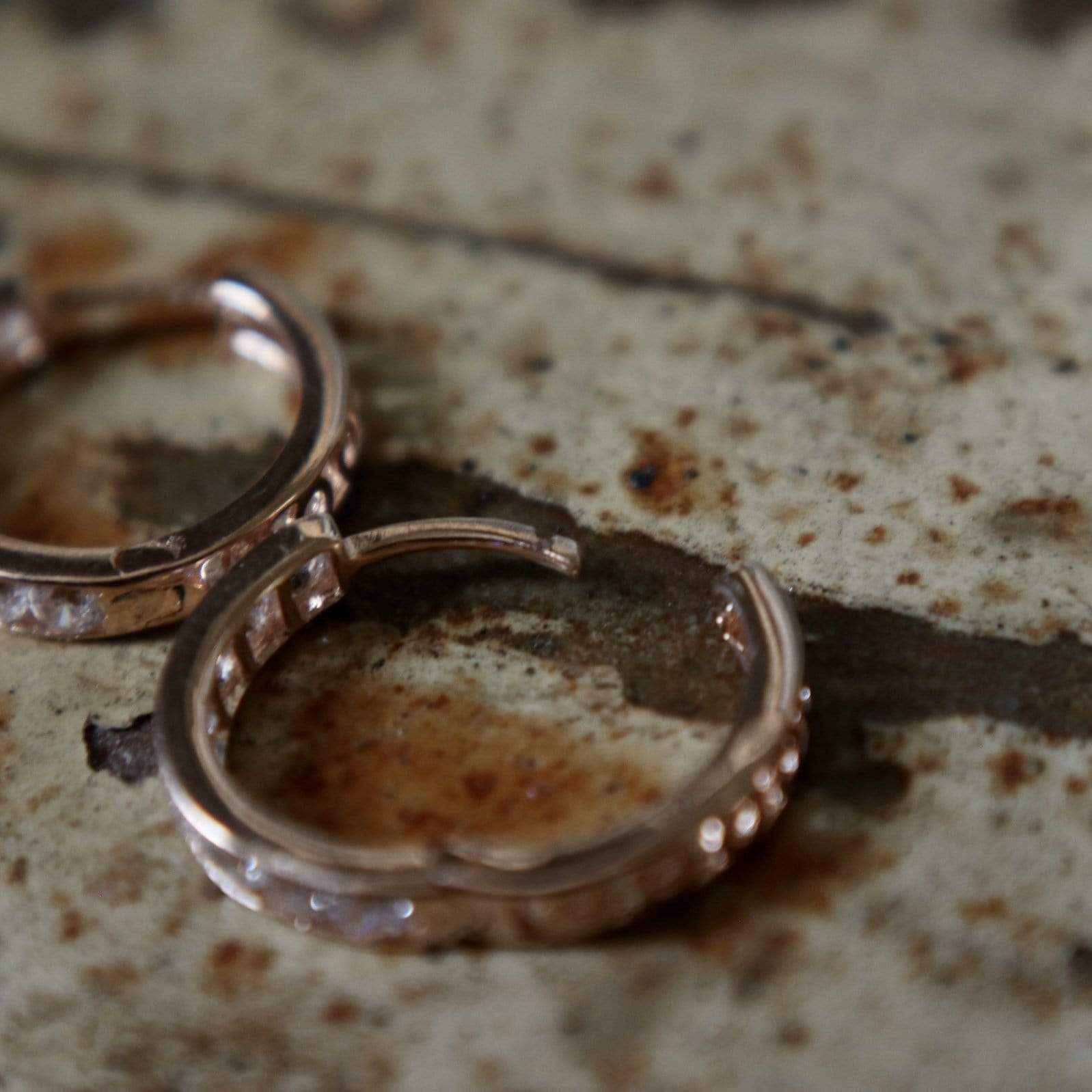 Boucles d'oreilles huggies Éclats en or 10K