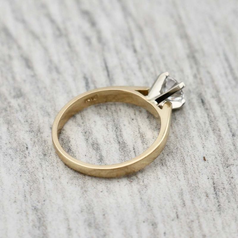 Bague solitaire Classique en or 14K -18K ou platine et diamant 0,5 ct