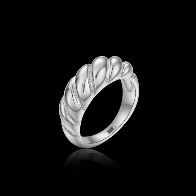 Bague croissant en acier