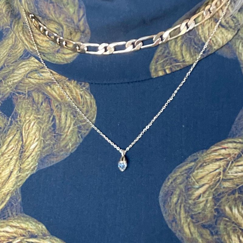 Collier Éclat d'amour en argent sterling ou or jaune 10K