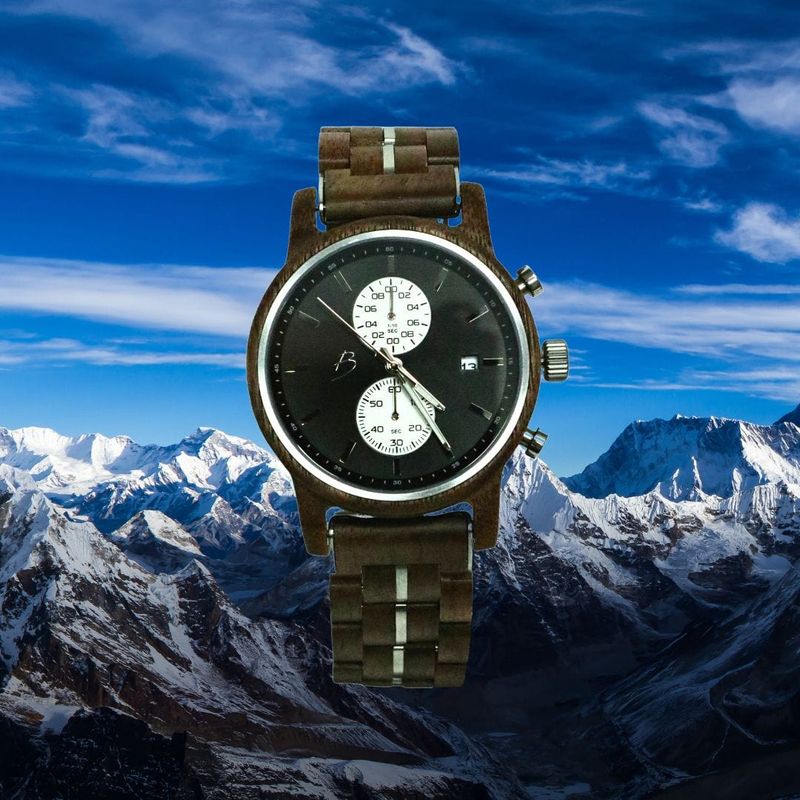 Montre Arnold en bois de noyer