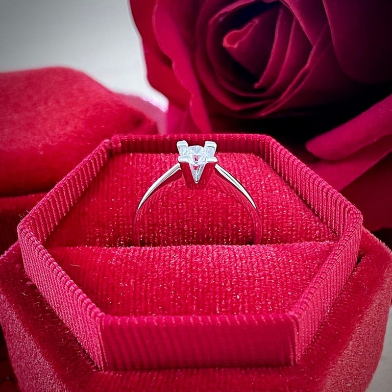 Bague Classique Solitaire en or 10K